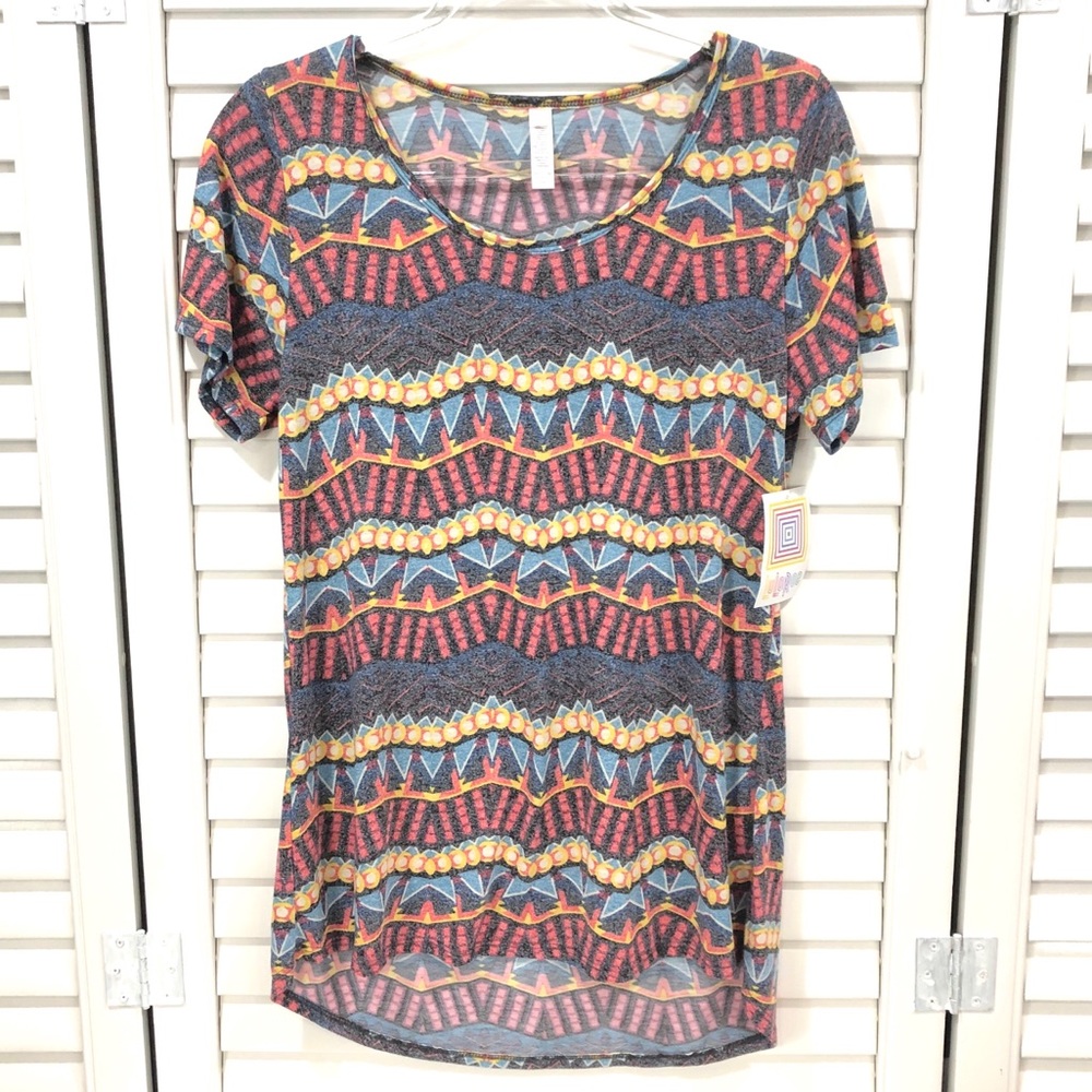 LuLaRoe Classic Hi Low Top - Picture 1 of 4